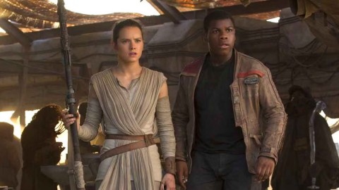 Star Wars, John Boyega torna a parlare dell'arco narrativo di Finn nella trilogia sequel: "Pensavo che fosse uno Jedi"