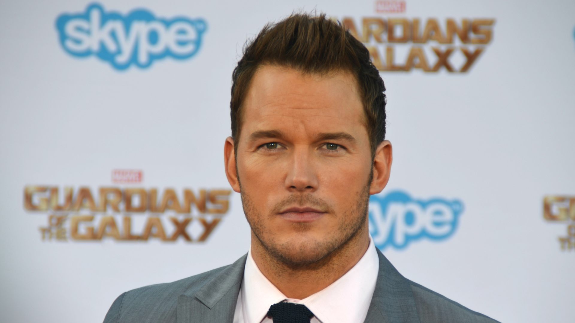 Chris Pratt si schiera in difesa del "cugino" Robert F. Kennedy Jr.
