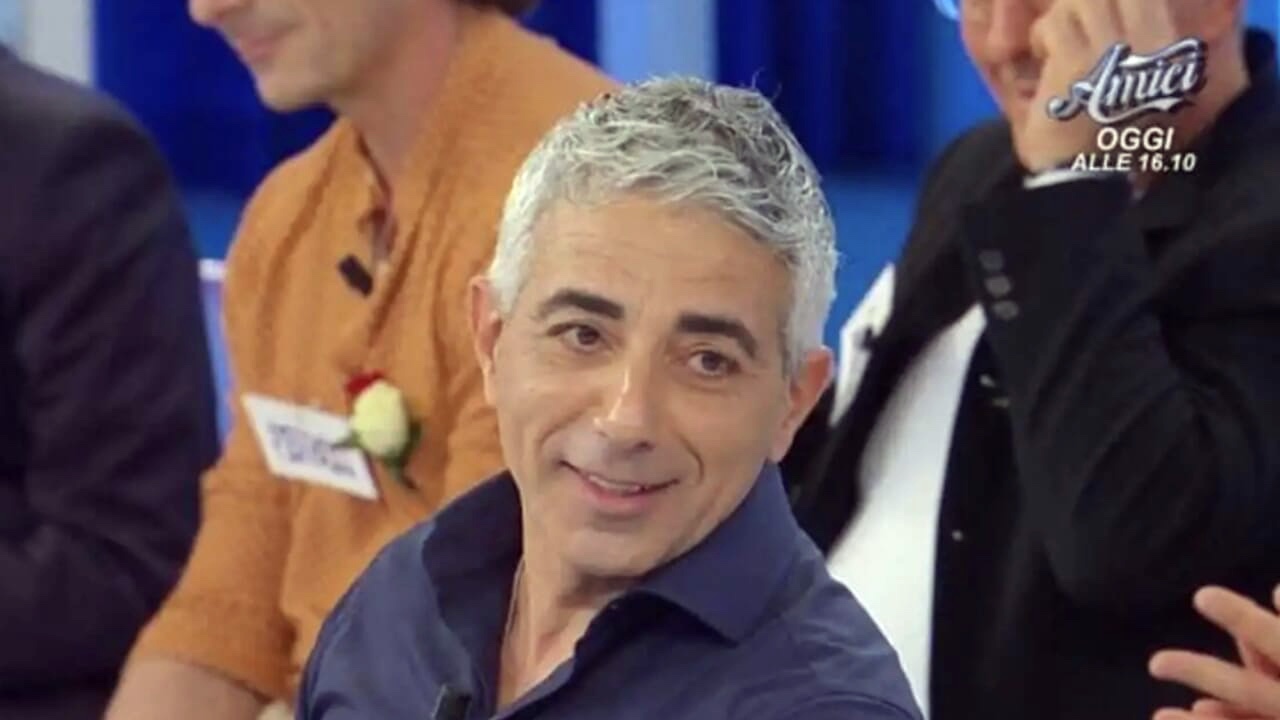 uomini e donne giuseppe molonia sorrisi abbracci e balli roventi ecco con chi 232 stato pizzicato