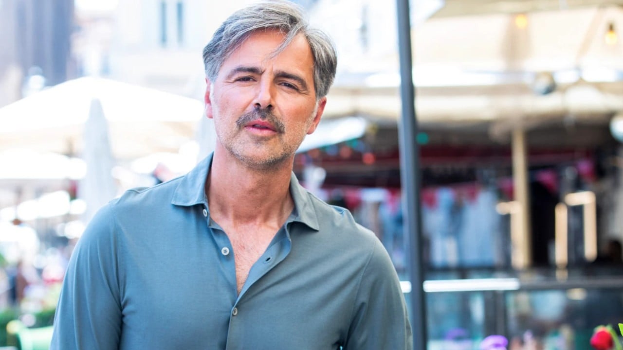 ballando con le stelle beppe convertini nel cast dei concorrenti l annuncio in un video con la madre