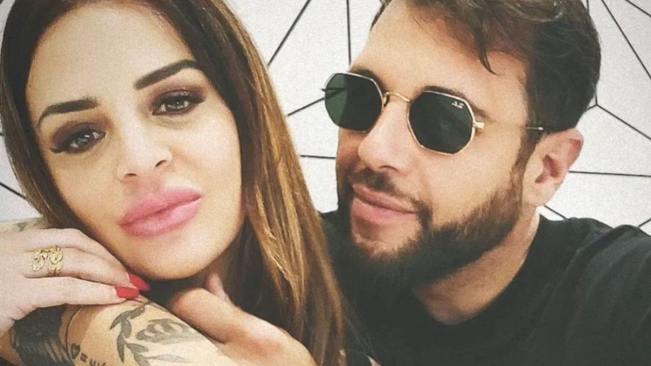 Uomini e Donne, Roberta Di Padua e Alessandro Vicinanza "sperano in un bambino" Uomini e Donne, Roberta Di Padua e Alessandro Vicinanza "sperano in un bambino"