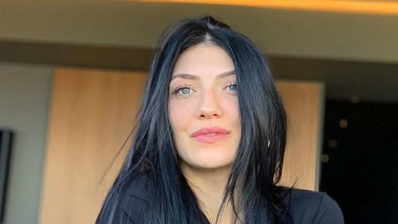 Uomini e Donne, Giovanna Abate svela alcuni retroscena inediti poi parla di Giulio Raselli e Sammy Hassan Uomini e Donne, Giovanna Abate svela alcuni retroscena inediti poi parla di Giulio Raselli e Sammy Hassan