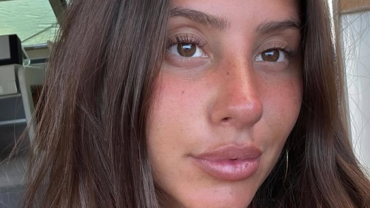 Angela Nasti fidanzata con un noto calciatore del Torino: arriva la conferma Angela Nasti fidanzata con un noto calciatore del Torino: arriva la conferma