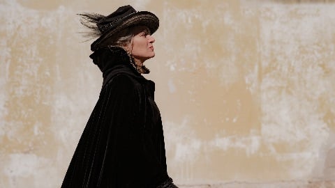 Duse: la recensione del film di Pietro Marcello con Valeria Bruni Tedeschi in concorso a Venezia