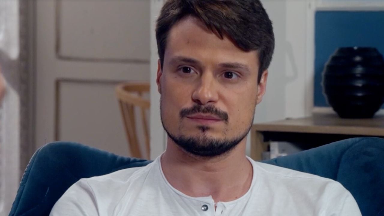 Un Posto al Sole Anticipazioni: Tra Gianluca e Nunzio voleranno scintille al Vulcano. Ecco cosa succederà Un Posto al Sole Anticipazioni: Tra Gianluca e Nunzio voleranno scintille al Vulcano. Ecco cosa succederà