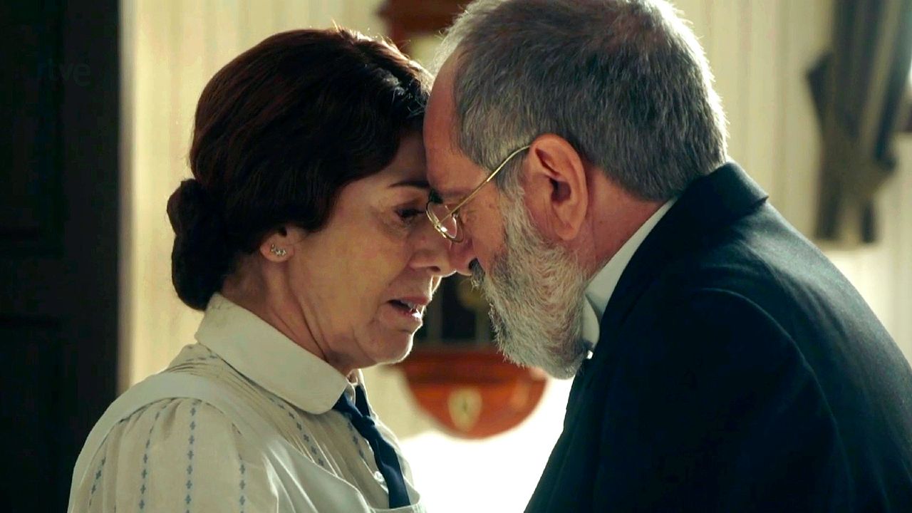 La Promessa Anticipazioni Spagnole: Un romantico passato bussa alla porta di Don Romulo!