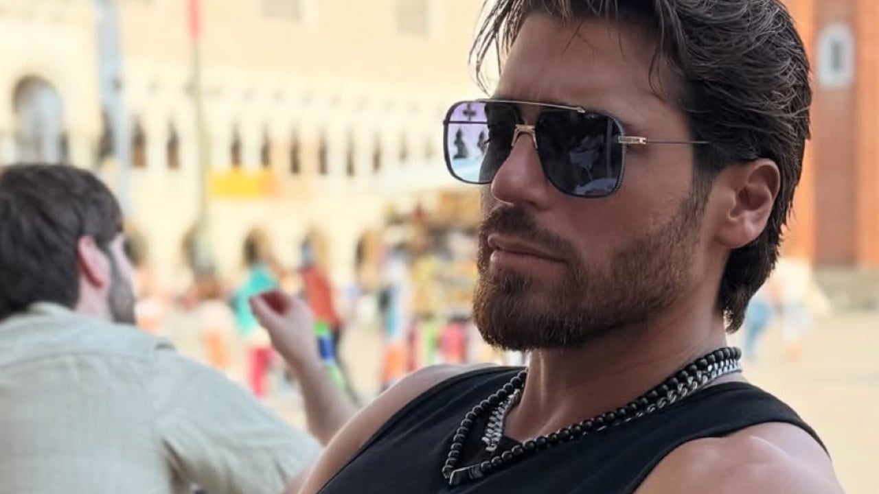 can yaman a venezia con sara bluma red carpet di coppia e nuove confessioni su sandokan