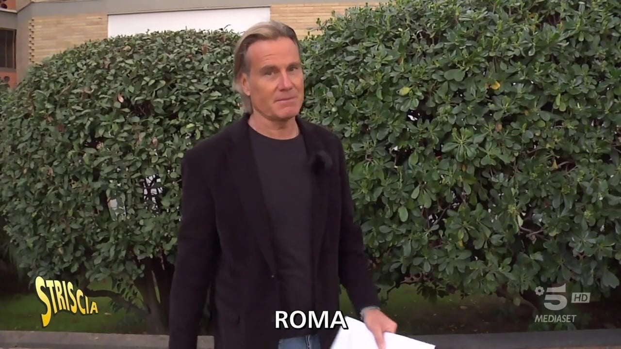 Striscia la Notizia, Jimmy Ghione conferma il ritorno del tg satirico: quando tornerà in onda? Striscia la Notizia, Jimmy Ghione conferma il ritorno del tg satirico: quando tornerà in onda?