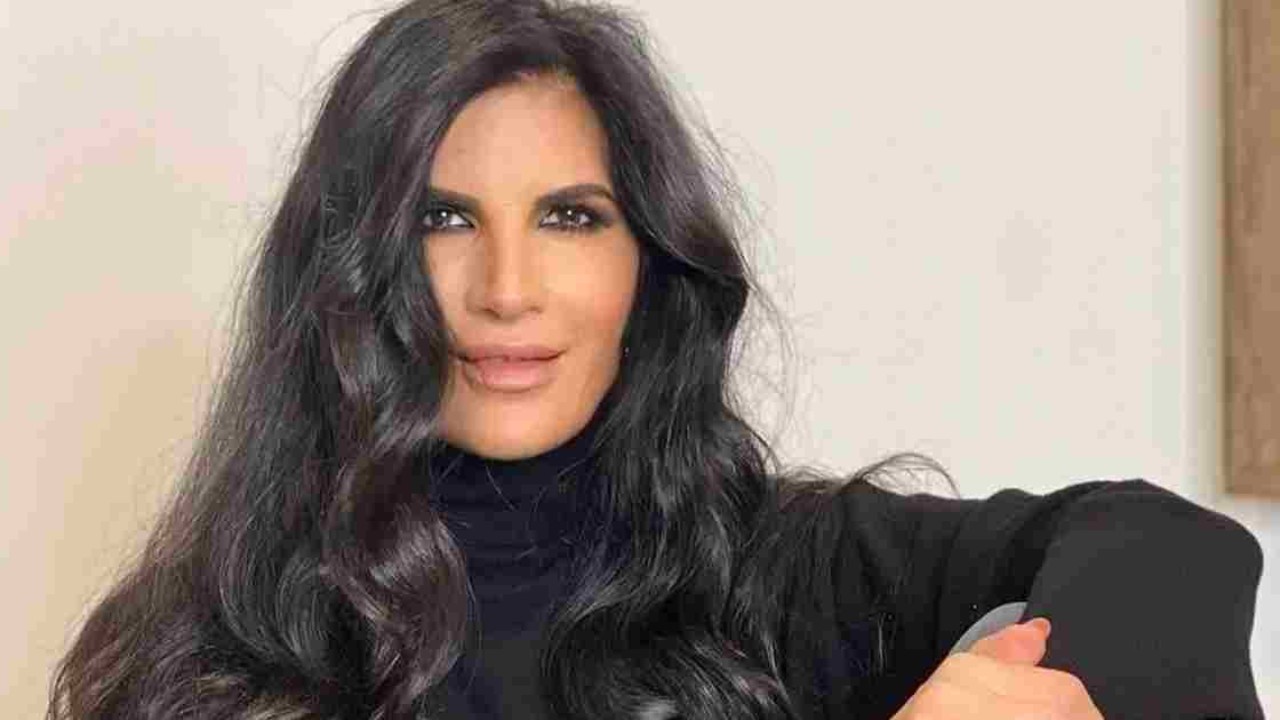 pamela prati ricorda la vicenda caltagirone la mia favola nera ma alfonso signorini c8217era da Comingsoon.it pamela prati ricorda la vicenda caltagirone la mia favola nera ma alfonso signorini c8217era