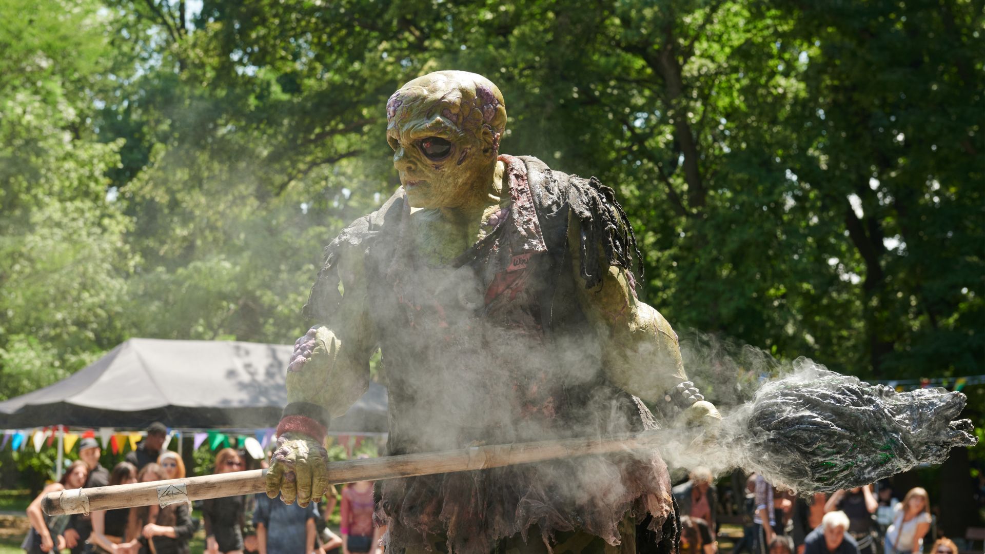 The Toxic Avenger: il trailer italiano ufficiale del film in arrivo al cinema