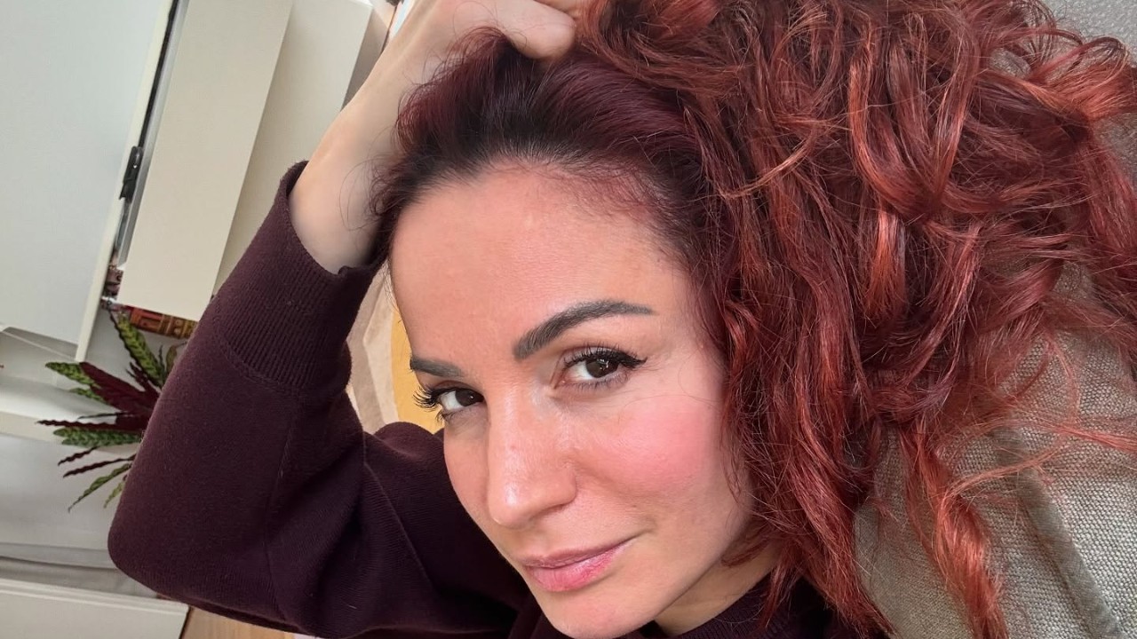 ballando con le stelle infortunio per andrea delogu ecco come stanno andando le prove
