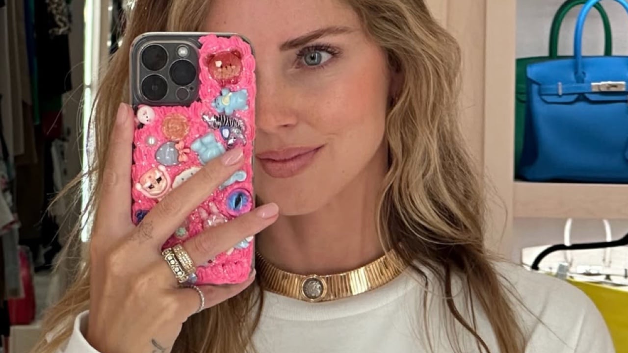 chiara ferragni polemiche per la nuova collezione assomiglia a quella di un noto influencer