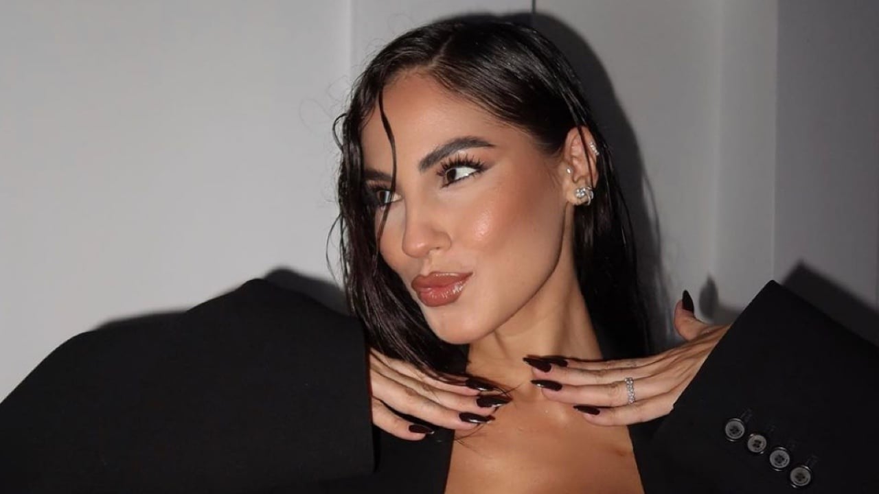 Giulia De Lellis replica alle critiche degli haters: "Sempre sbandierato la tua vita sui social e ora..." Giulia De Lellis replica alle critiche degli haters: "Sempre sbandierato la tua vita sui social e ora..."