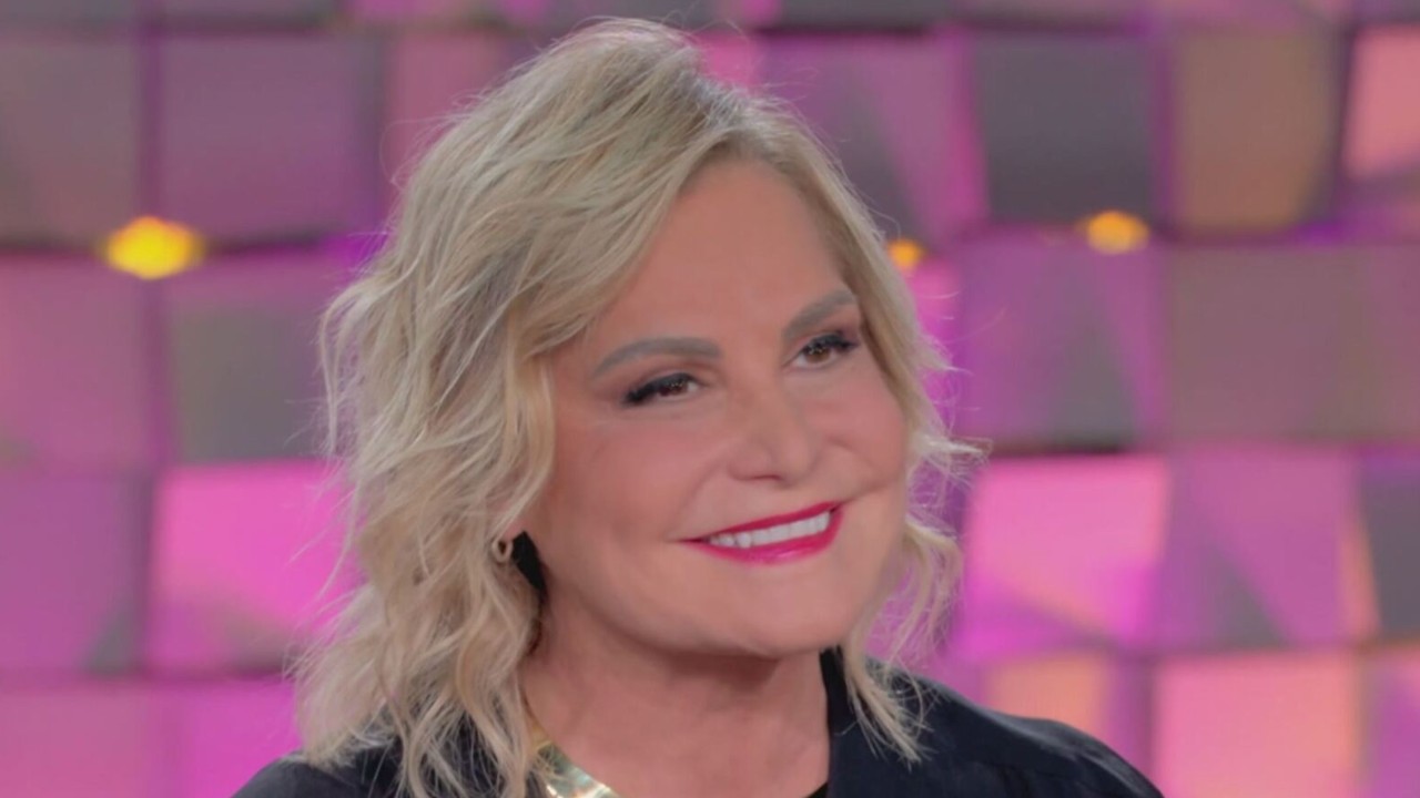 Grande Fratello, Simona Ventura si sbilancia sul cast e svela: "Avrete delle sorprese"