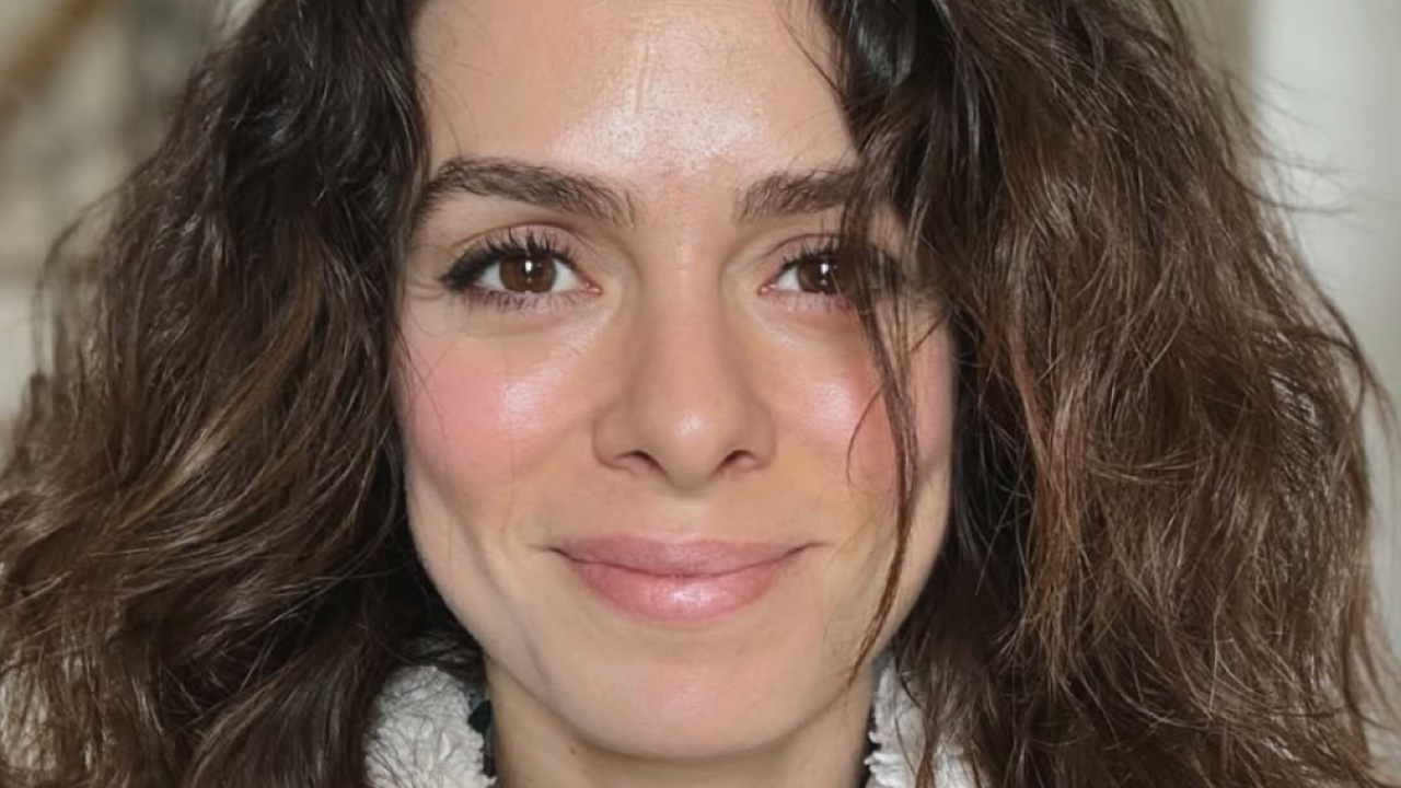 La forza di una donna, Ozge Ozpirincci parla del personaggio di Bahar poi dedica parole dolcissime al marito!