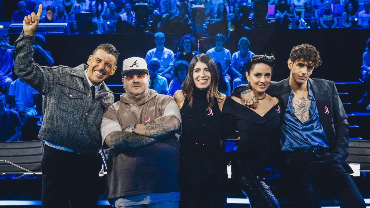 x factor 2025 stasera su sky i primi bootcamp con i concorrenti a caccia di 4 s236