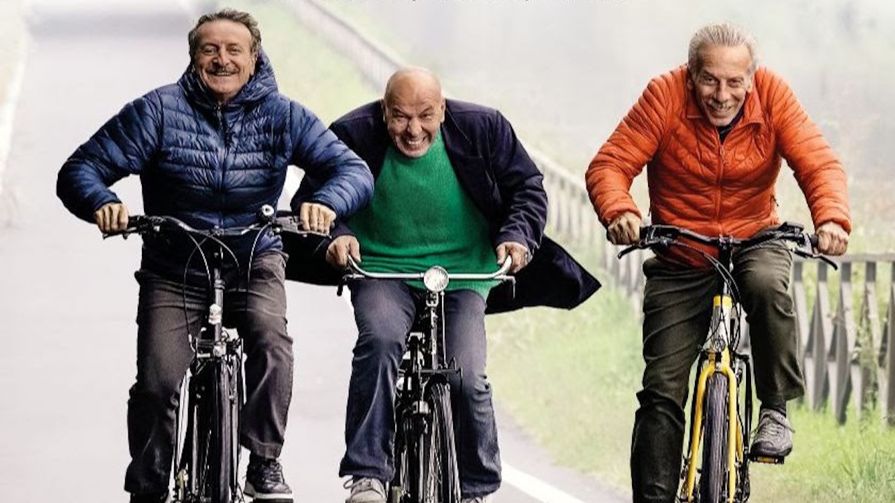 attitudini nessuna la prima clip del film su e con aldo giovanni e giacomo al cinema a dicembre