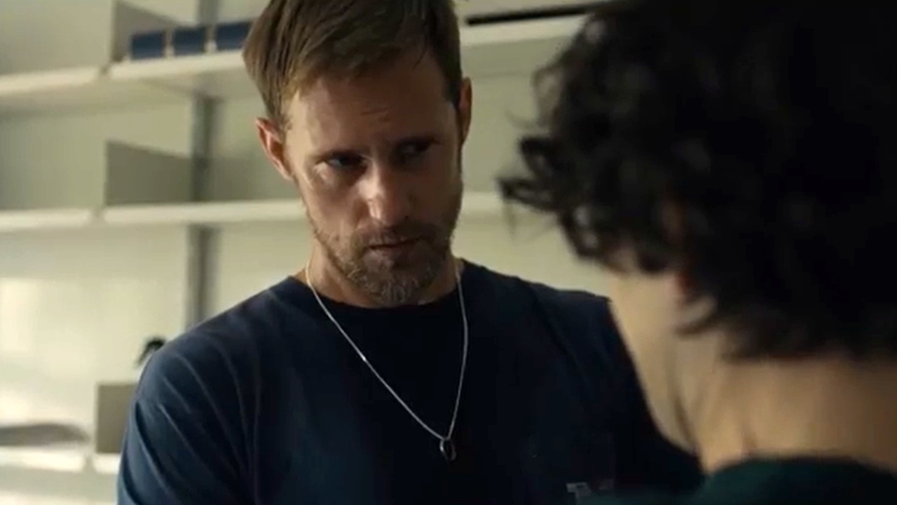 pillion alexander skarsgard supersexy nel trailer della rom com gay premiata a cannes