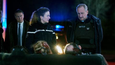 Un crimine imperfetto, la recensione: un orso, tre cadaveri e una valigia piena di soldi