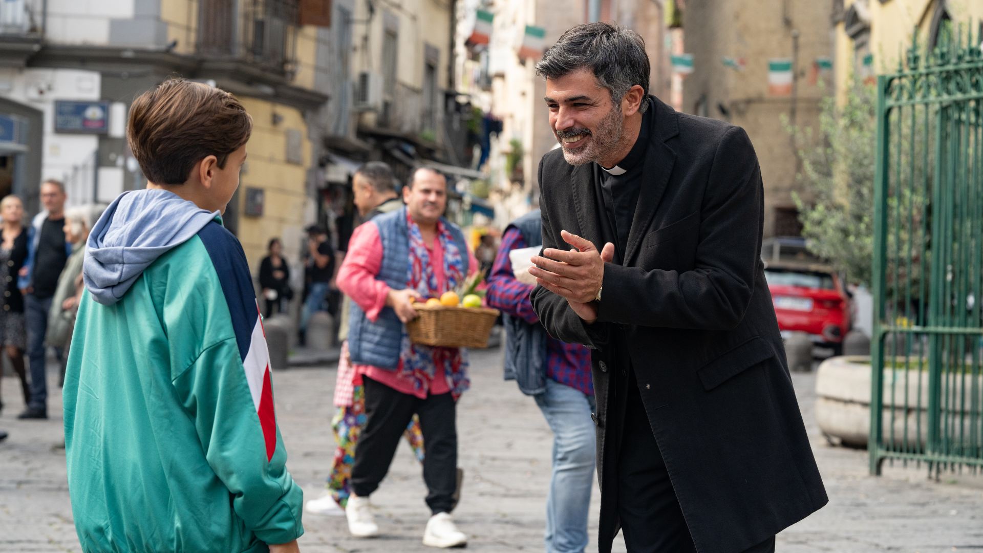 noi dei rione sanit224 dal 23 ottobre su rai 1 la serie con carmine recano ispirata alla storia di don antonio loffredo