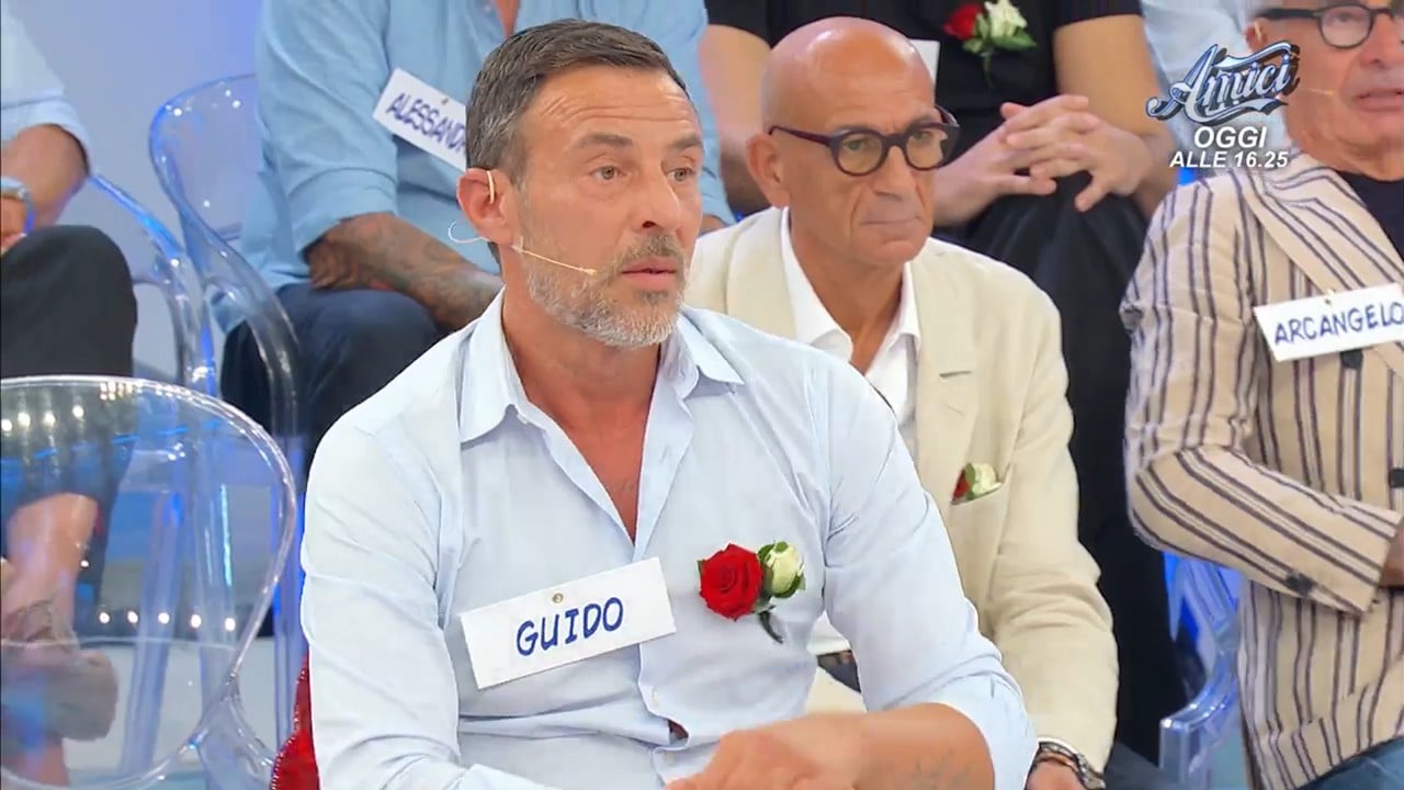 uomini e donne l opinione della puntata guido immaturo all inverosimile la strategia per infastidire gloria video