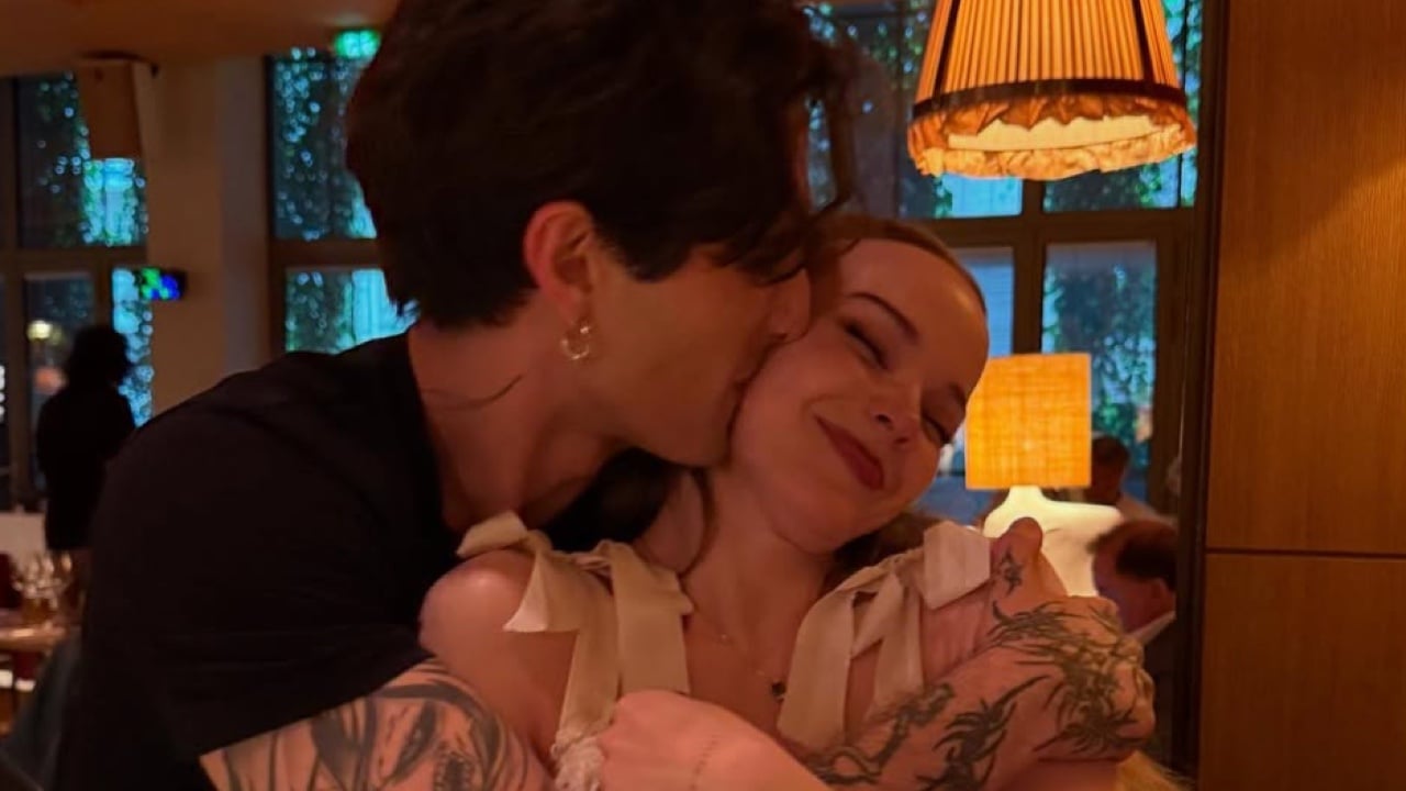 Dove Cameron e Damiano David festeggiano due anni insieme: 