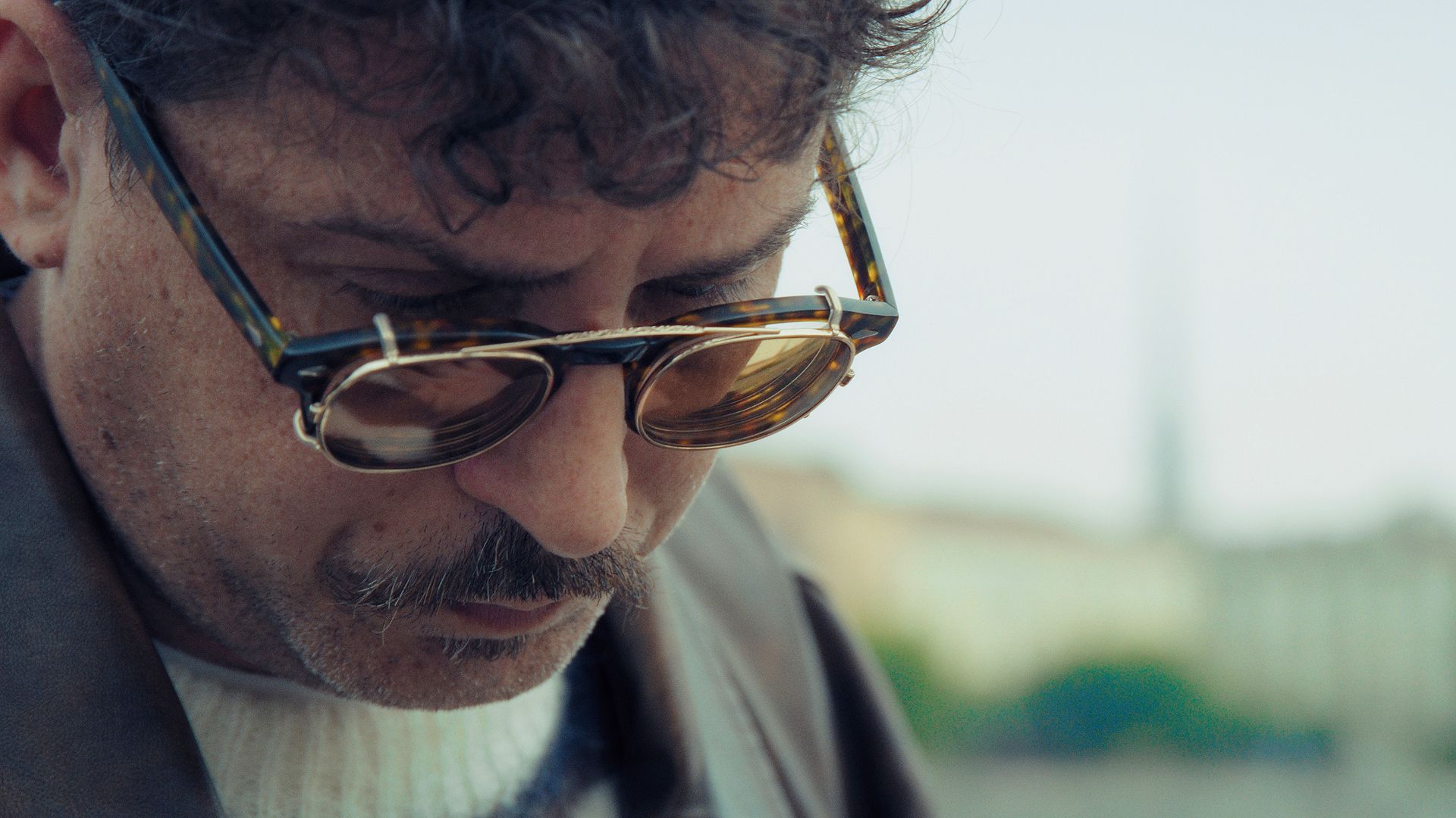 Willie Peyote Elegia Sabauda: alla Festa del Cinema di Roma il documentario sul musicista torinese Willie Peyote Elegia Sabauda: alla Festa del Cinema di Roma il documentario sul musicista torinese