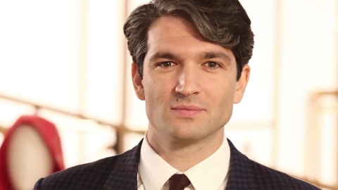 Il Paradiso delle Signore 10 Anticipazioni: Roberto scopre che Caterina è  fidanzata con il suo ex!