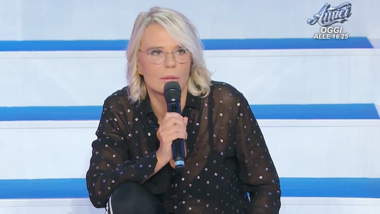 Uomini e Donne Anticipazioni registrazioni: Maria De Filippi furiosa, torna Sabrina Zago Uomini e Donne Anticipazioni registrazioni: Maria De Filippi furiosa, torna Sabrina Zago