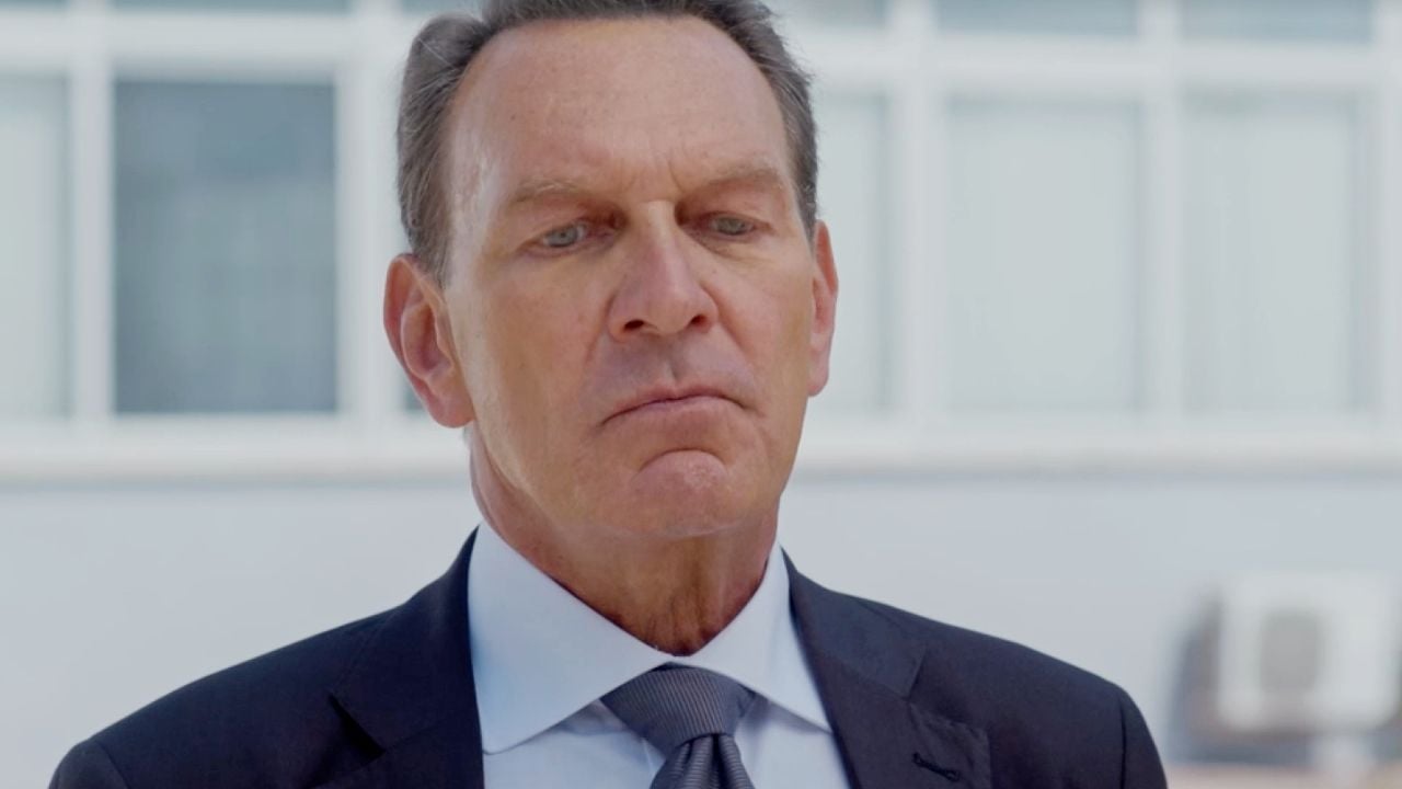 Un Posto al Sole: Roberto tra Passione e Potere, ecco in un