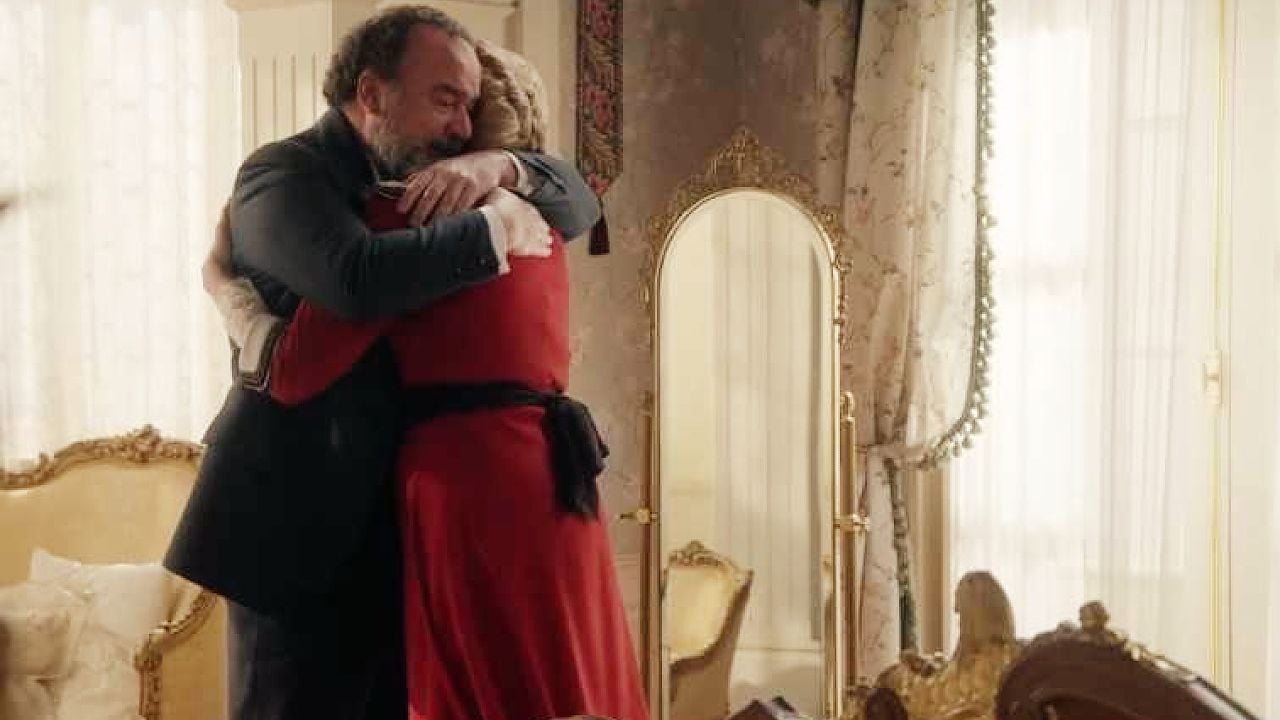 la promessa anticipazioni 6 novembre 2025 cruz e don alonso costretti a ingannare martina ecco come