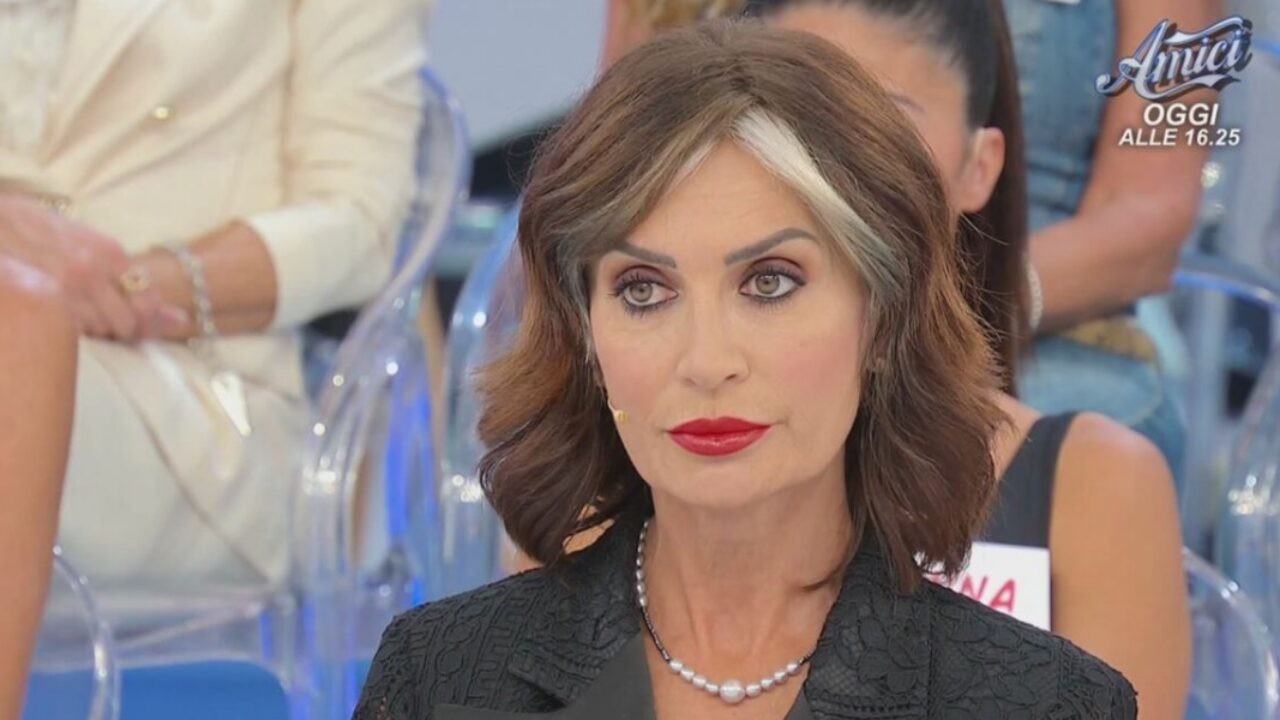 Uomini e Donne, Barbara De Santi confessa: "Tra me e Ruggiero funzionava solo nell Uomini e Donne, Barbara De Santi confessa: "Tra me e Ruggiero funzionava solo nell