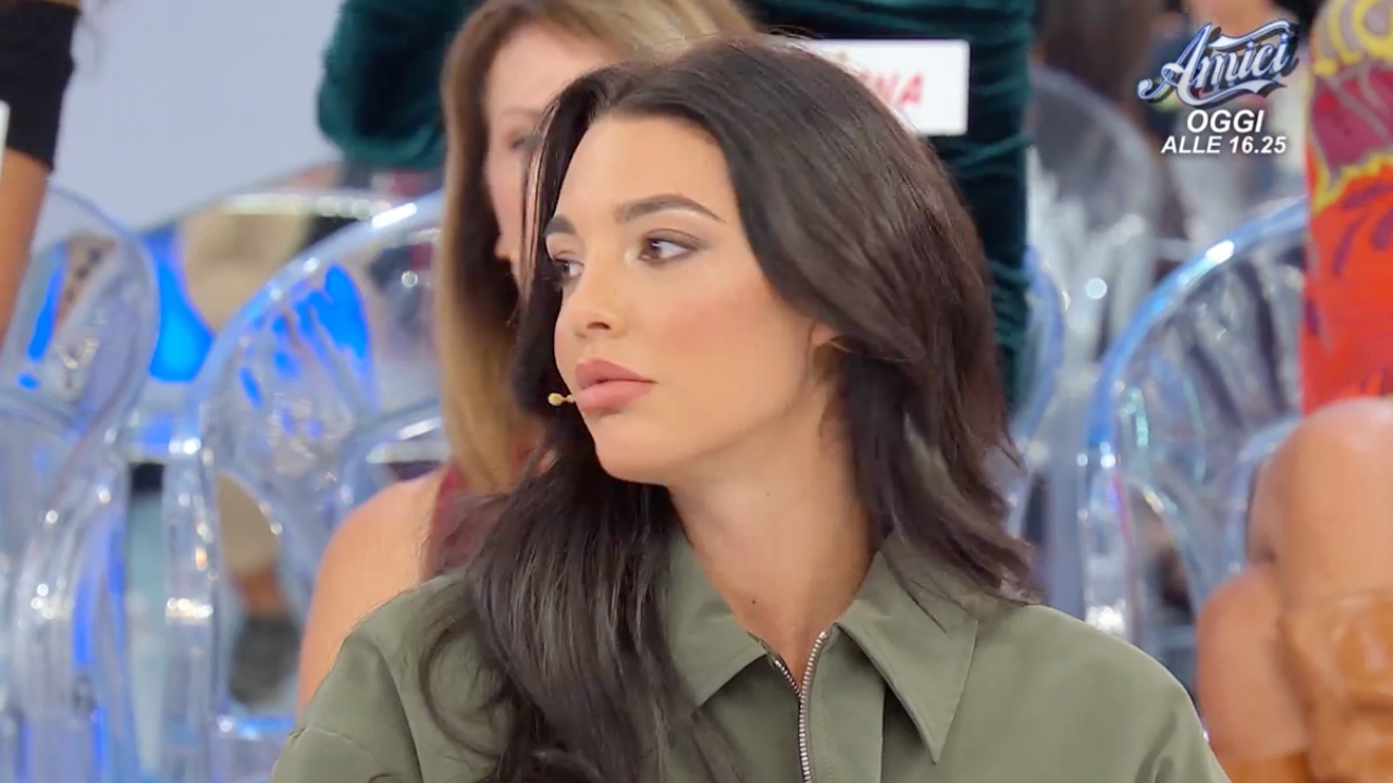 Uomini e Donne Anticipazioni puntate dal 3 al 7 novembre 2025: Jakub si elimina, Sara lo vuole tra i suoi corteggiatori