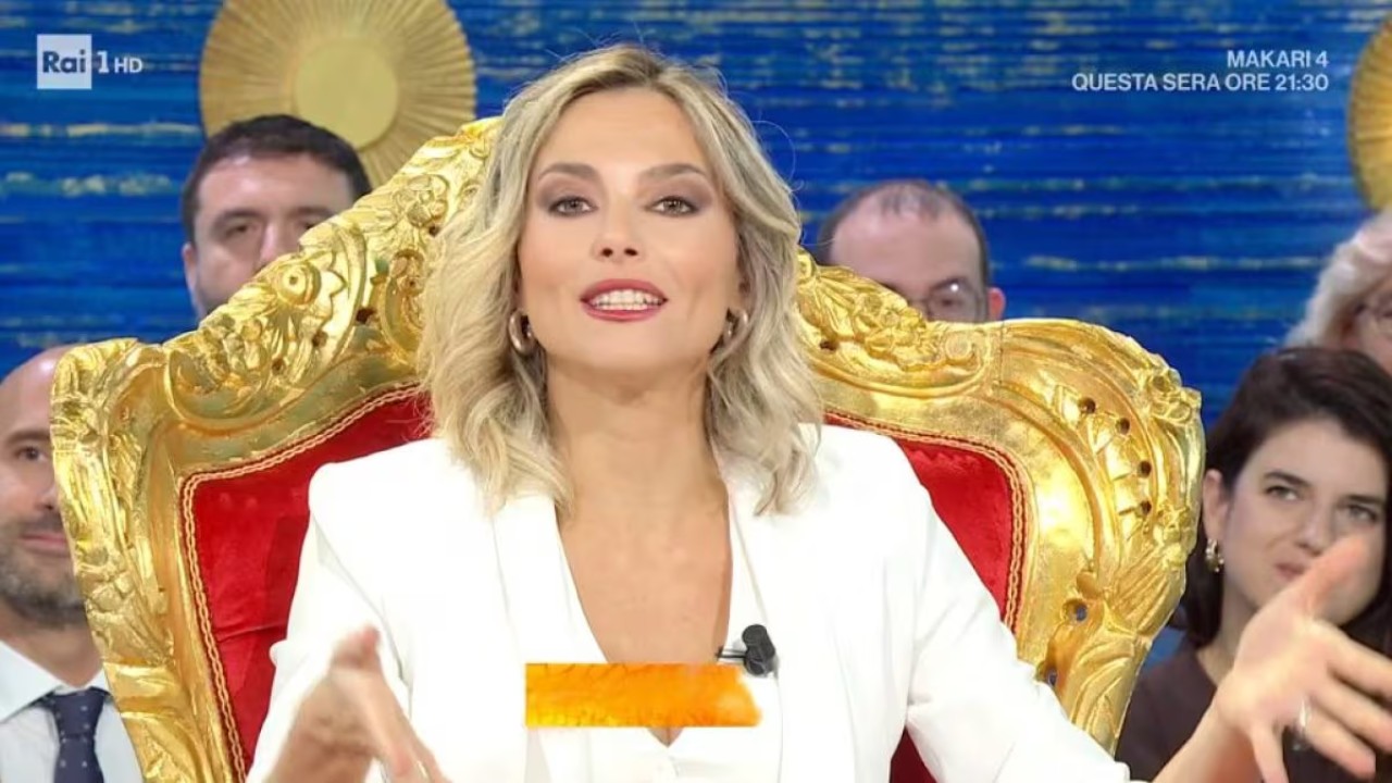 Ballando con le Stelle, Francesca Fialdini aggiorna sul suo infortunio: "Per ora non posso poggiare il piede a terra"