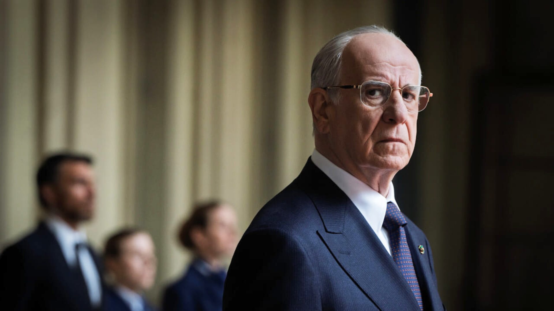 La Grazia: il trailer ufficiale e il teaser poster del nuovo film di Paolo Sorrentino con Toni Servillo La Grazia: il trailer ufficiale e il teaser poster del nuovo film di Paolo Sorrentino con Toni Servillo