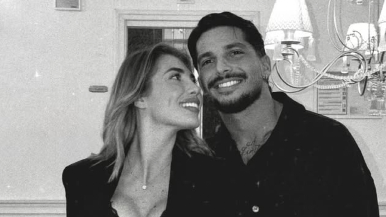 uomini e donne la reazione del pubblico al primo scatto di coppia di martina de ioannon e gianmarco steri