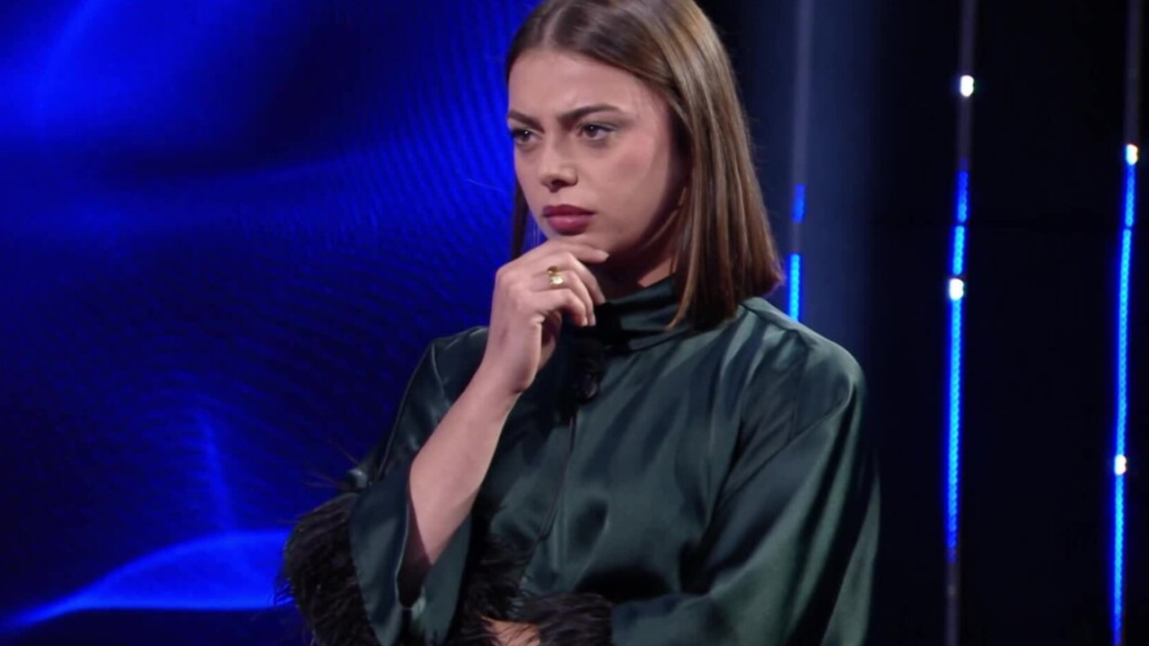 grande fratello benedetta stocchi finisce nel mirino di ivana castorina io la mia l ho sempre detta video