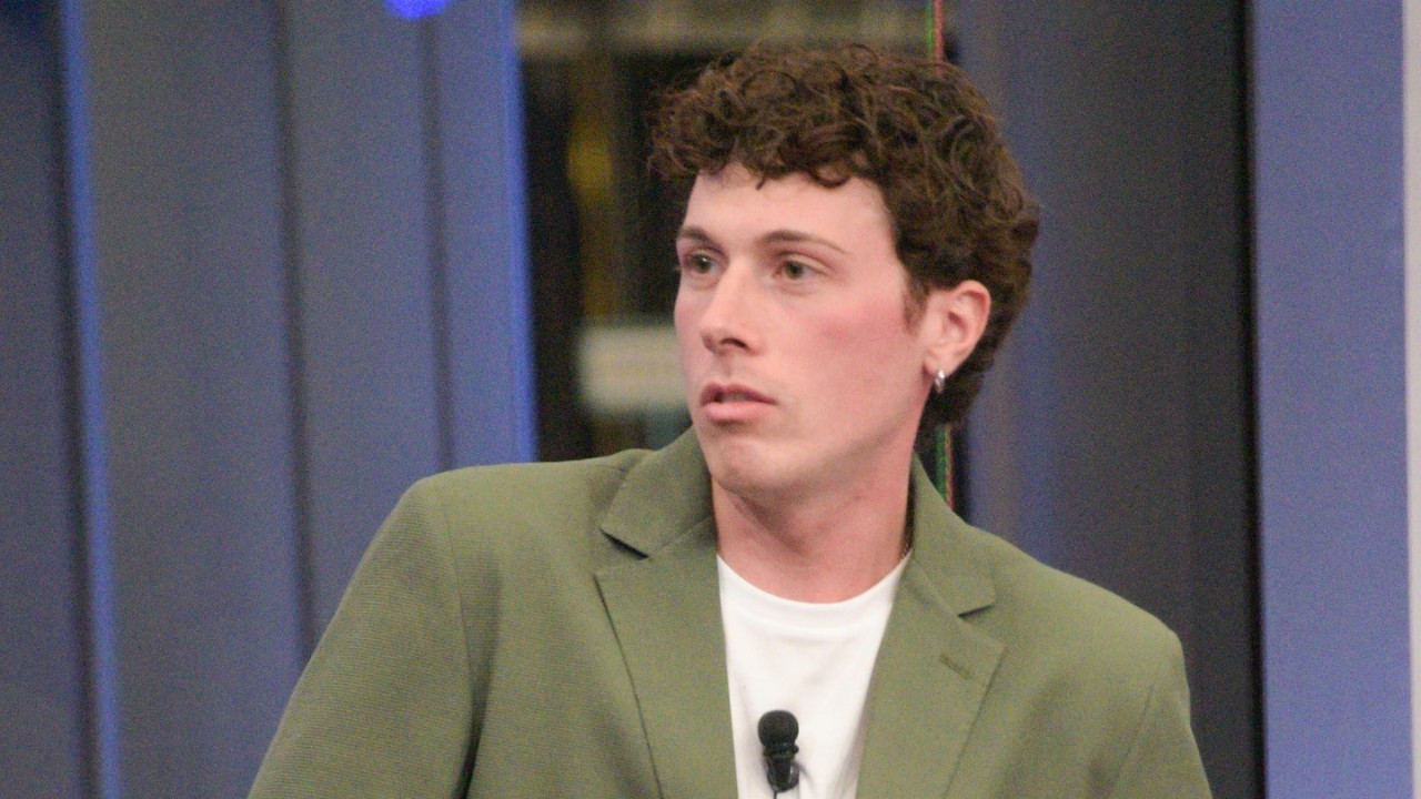 Grande Fratello, Francesco Rana attacca Rasha Younes e Anita Mazzotta poi svela: "Jonas mi ha confidato che..." Grande Fratello, Francesco Rana attacca Rasha Younes e Anita Mazzotta poi svela: "Jonas mi ha confidato che..."