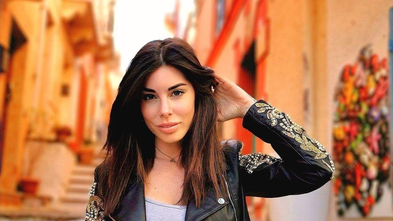 bianca atzei rompe il silenzio dopo i rumors sulla crisi con stefano corti questo 232 un momento difficile per me