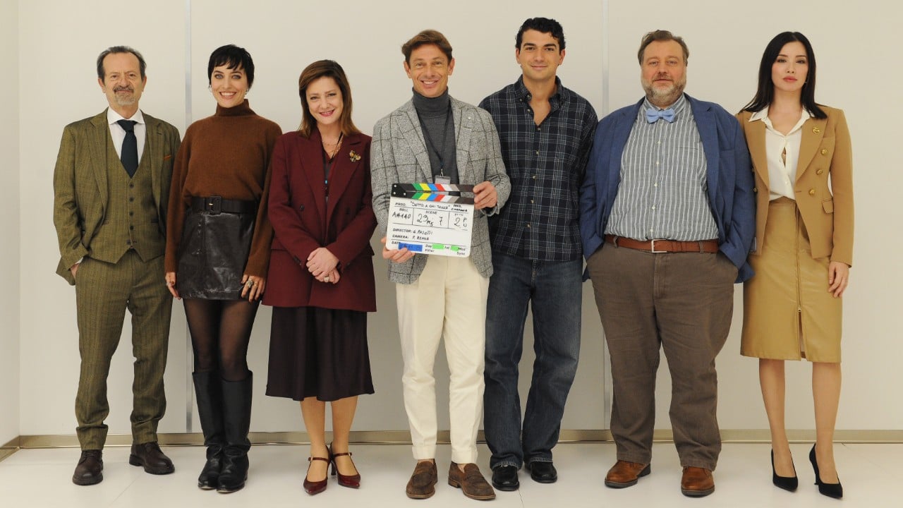 sotto a chi tocca terminate le riprese del film di e con giorgio pasotti e con rocco papaleo e giovanna mezzogiorno da Comingsoon.it sotto a chi tocca terminate le riprese del film di e con giorgio pasotti e con rocco papaleo e giovanna mezzogiorno