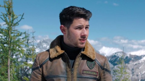 Jumanji 4, confermato il ritorno di Nick Jonas e Danny DeVito nel quarto e ultimo film del franchise