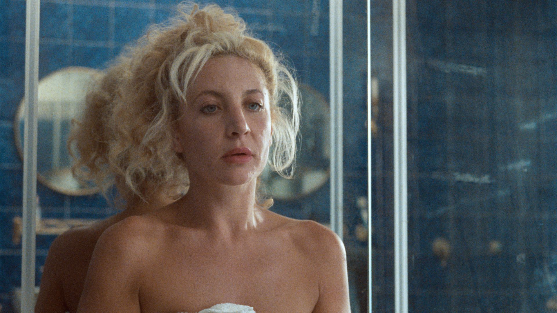 Libera di Pappi Corsicato, il trailer della versione restaurata che torna al cinema Libera di Pappi Corsicato, il trailer della versione restaurata che torna al cinema