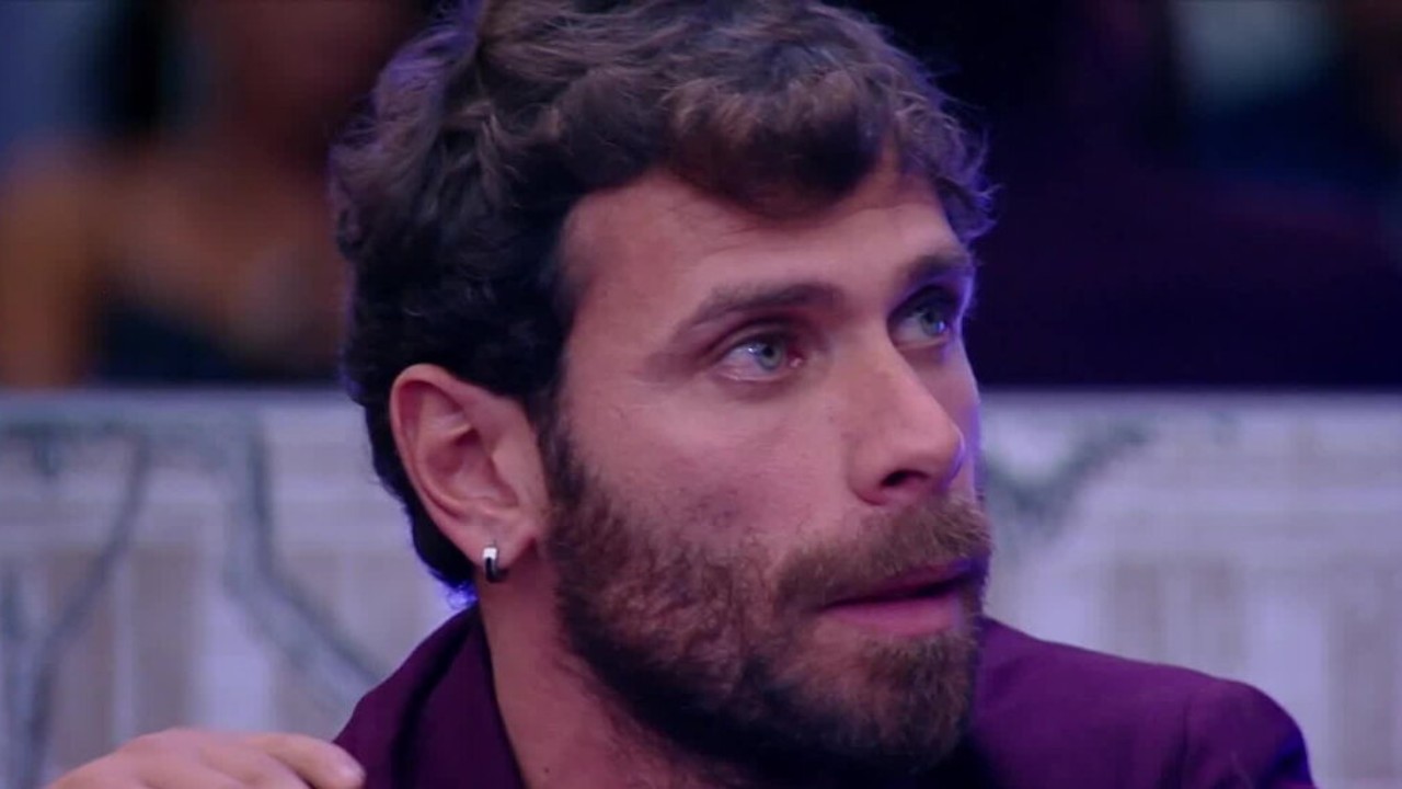 Grande Fratello, Domenico si apre con Benedetta: "Sei stata la persona più importante" (VIDEO)