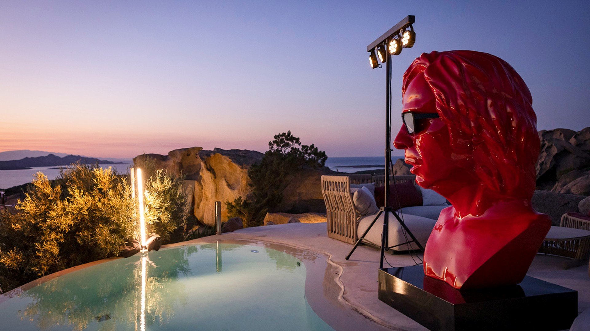 buen camino ecco il trailer ufficiale del nuovo film con checco zalone