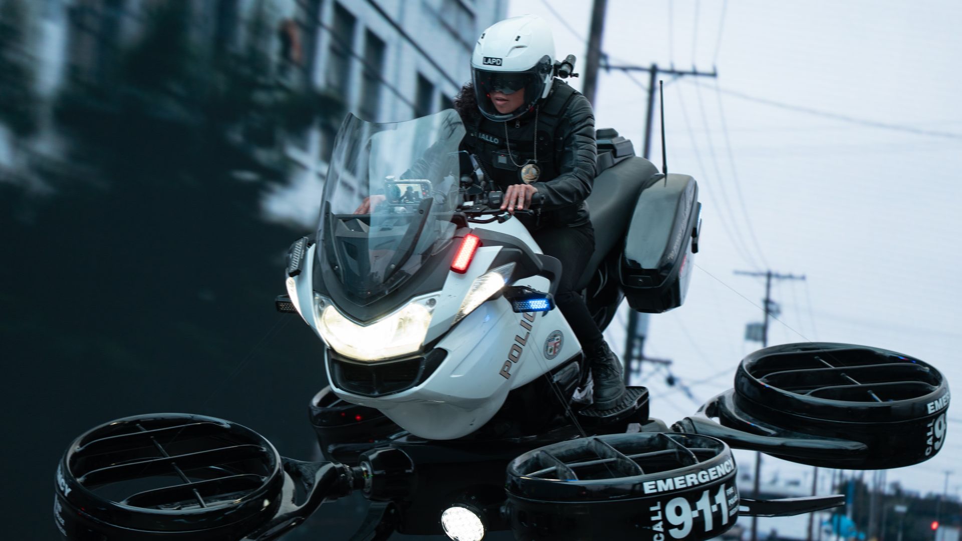 Rebecca Ferguson è un Rebecca Ferguson è un