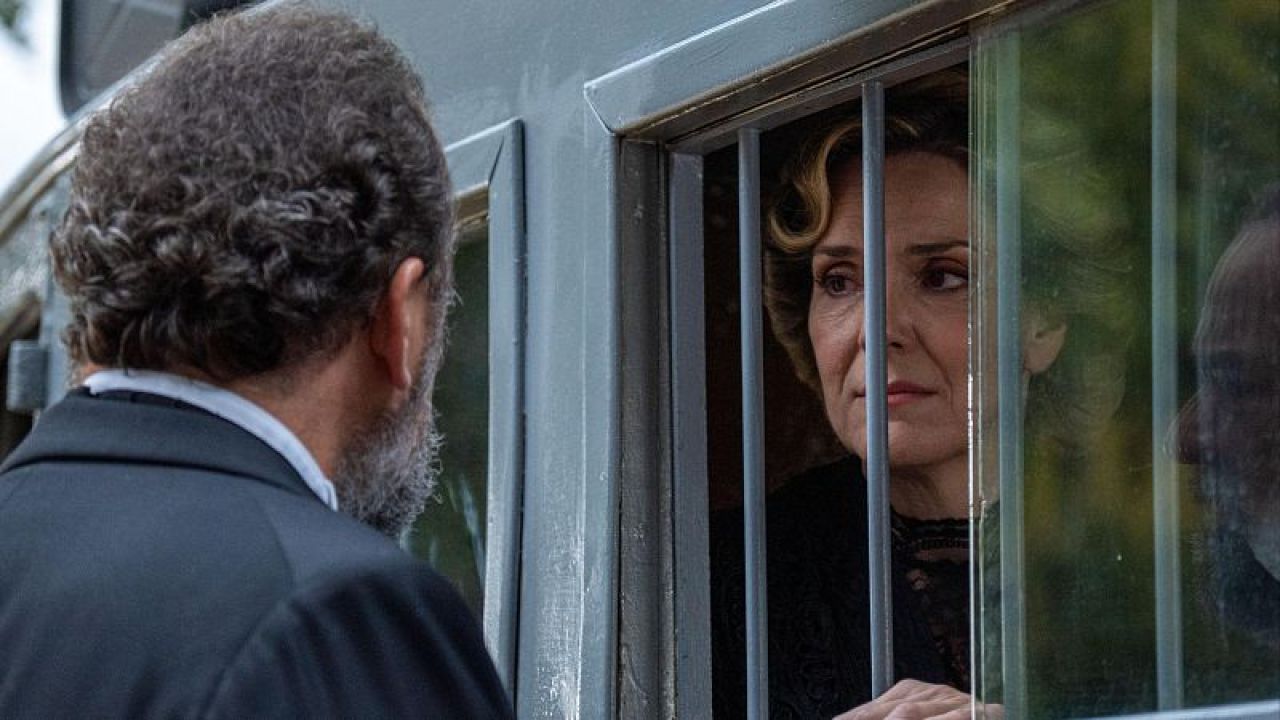 La Promessa Anticipazioni 21 dicembre 2025: Cruz in arresto, addio alla  marchesa de Lujàn!