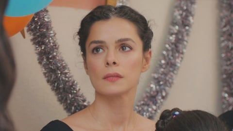 La forza di una donna Anticipazioni 16 gennaio 2026: Bahar viene a sapere delle foto compromettenti di Sirin e Sarp!