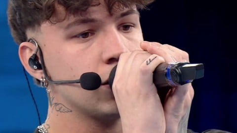 Amici 25, duro sfogo di Opi: "Sono distrutto! Non mi sento rappresentato" (VIDEO)