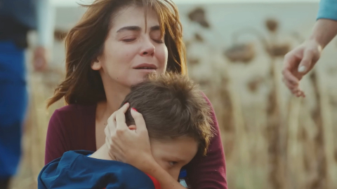 La forza di una donna, Anticipazioni e Trame Turche: Ceyda ed Emre non sono i genitori di Arda!