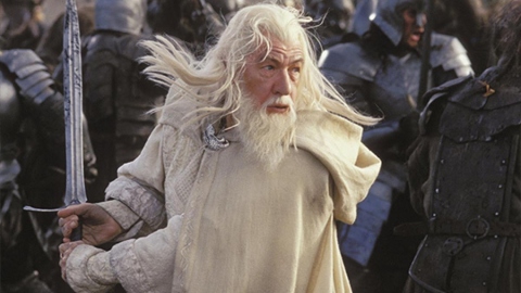 Il Signore degli Anelli: 5 cose su Gandalf che non hanno senso (tipo la storia della falena)